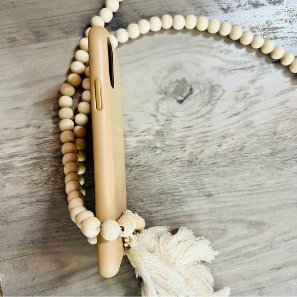 35 Coins Fringe Tassel iPhone 11 Case - Picture 8 of 8